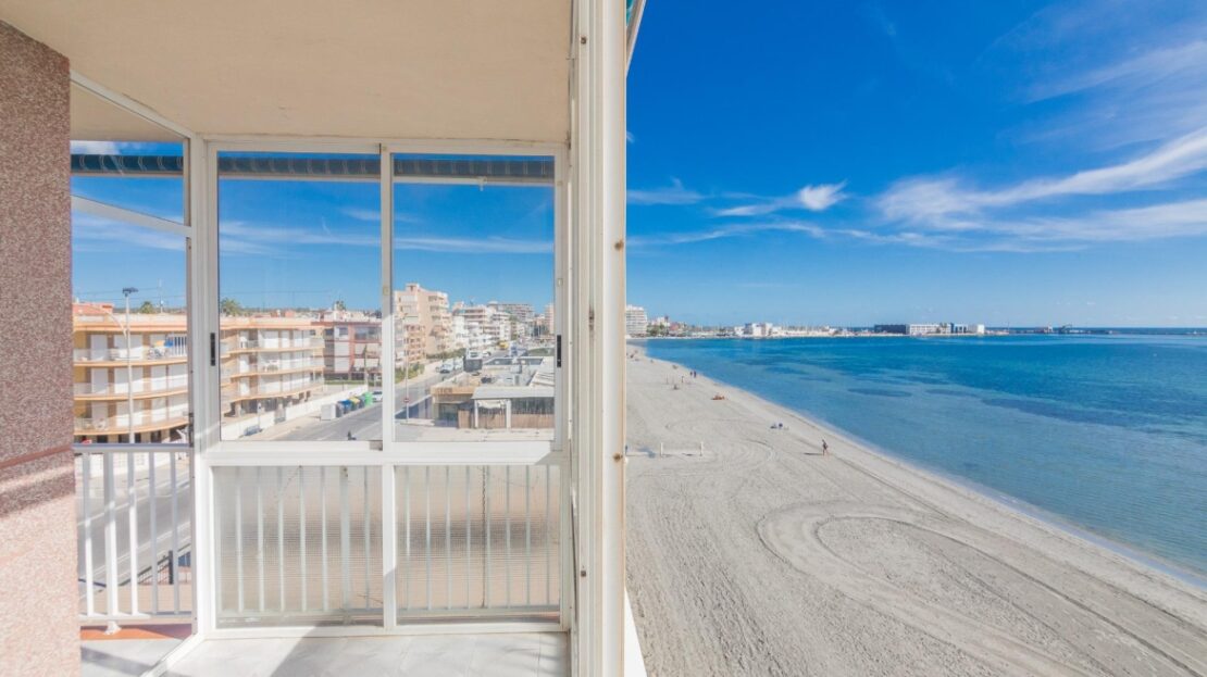Foto 1 de la propiedad: !! Primera línea de la playa es esto !! vivienda en venta en primera línea, Gran Playa Santa Pola.