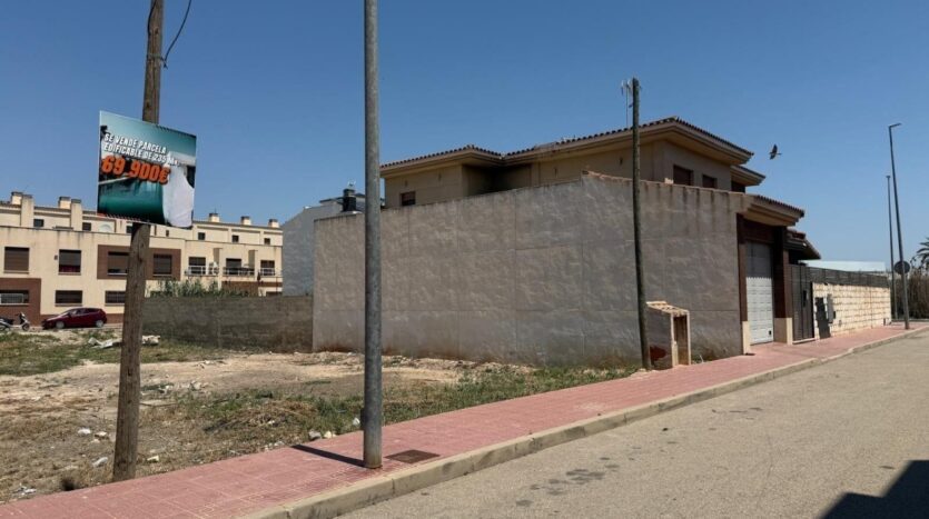 Foto 4 de la propiedad: SOLAR PARA CONSTRUIR