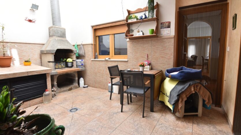 Foto 4 de la propiedad: triplex en Aspe para entrar a vivir y disfrutar de tu vivienda independiente