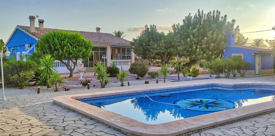 Foto 1 de la propiedad: VENTA VIVIENDA UNIFAMILIAR EN MATOLA – NATURALEZA, EFICIENCIA Y PRIVACIDAD ES ESTADO PURO