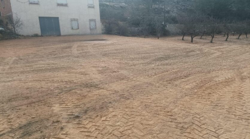 Foto 2 de la propiedad: “Vistas espectaculares + vivienda avanzada en parcela de 6.000 m² – gran oportunidad en Hondón”