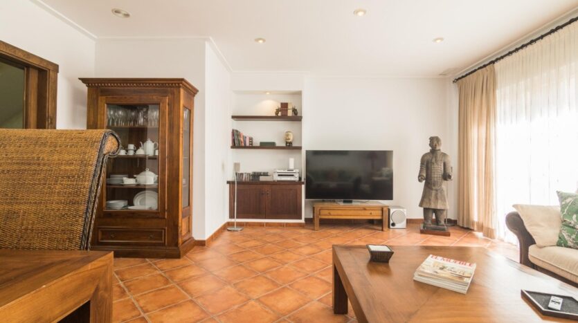 Foto 3 de la propiedad: VIVIENDA UNIFAMILIAR EN EL CORAZÓN DE ELCHE — INDEPENDIENTE, CON ASCENSOR, GARAJE Y LISTA PARA ENTRA