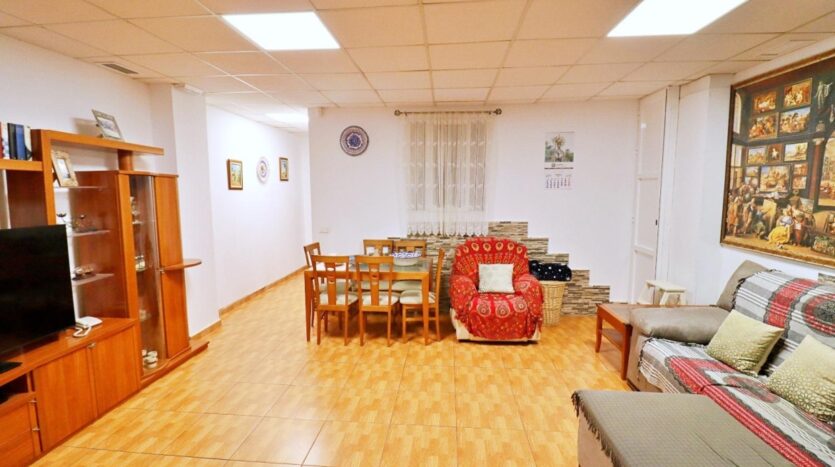 Foto 3 de la propiedad: VIVIENDA UNIFAMILIAR O NEGOCIO HABITACIONAL