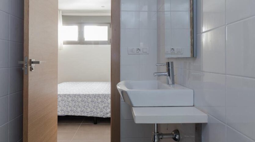 Ver todas las 20 fotos de la propiedad: ARENALES DEL SOL – APARTAMENTOS CON 2 DORMITORIOS CON VISTAS AL MAR