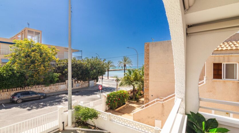 Foto 3 de la propiedad: ¡APARTAMENTO CON VISTAS AL MAR EN LA PLAYA DE LEVANTE, SANTA POLA!