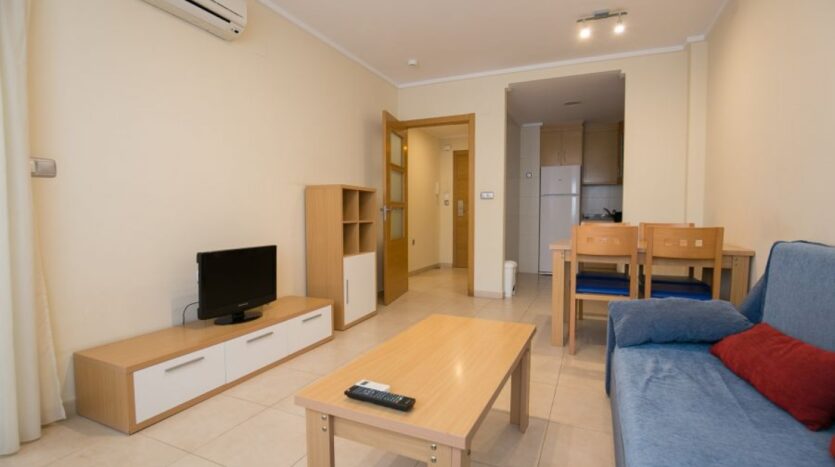 Foto 4 de la propiedad: Apartamento turístico en Alicante, 2 habit. 2 baños, garaje y trastero