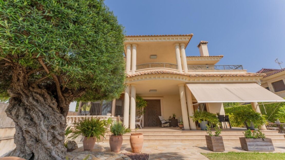 Foto 1 de la propiedad: ¡¡¡CHALET EXCLUSIVO EN PEÑA LAS AGUILAS ZONA URBANA!!!…