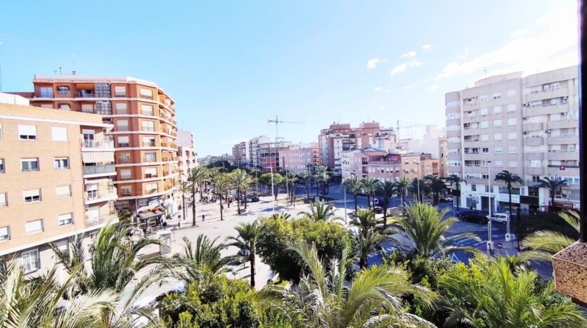 Foto de la propiedad: CLIKEAME!!! AMPLITUD, VISTAS Y A UN PASO DEL CENTRO DE ELCHE!! LA VIVIENDA QUE ESTABAS BUSCANDO!!
