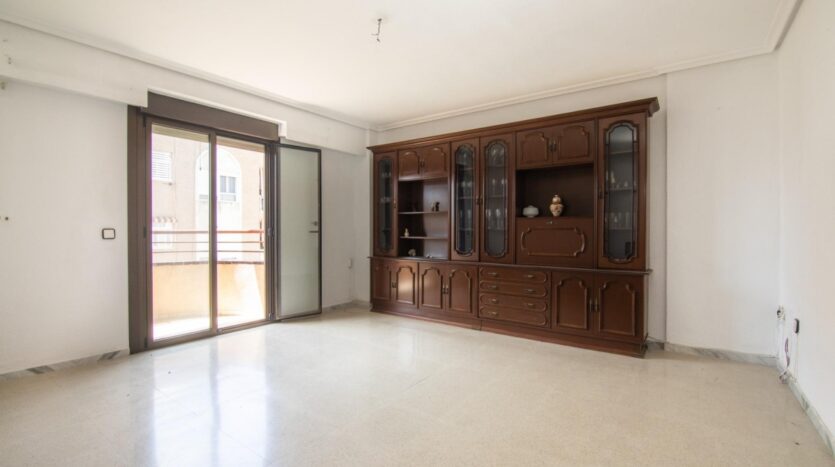 Foto 2 de la propiedad: Estupendo piso céntrico con balcón orientado al sur