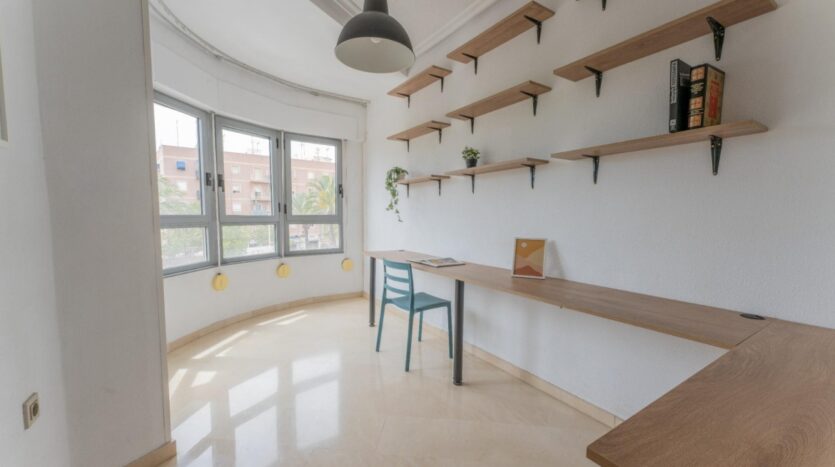 Ver todas las 41 fotos de la propiedad: LA JOYA DE LA ZONA CON 4 HABITACONES Y GARAJE