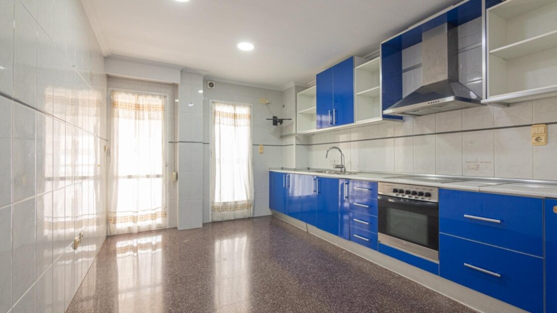 Foto 1 de la propiedad: Piso amplio en venta en El Altet con 3 dormitorios y céntrico