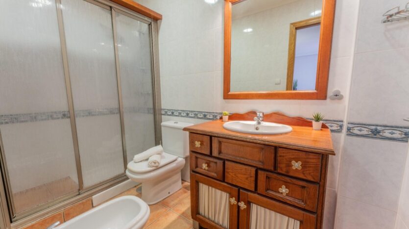 Ver todas las 23 fotos de la propiedad: Tu vivienda en plaza Madrid con garaje…OPORTUNIDAD DE COMPRA