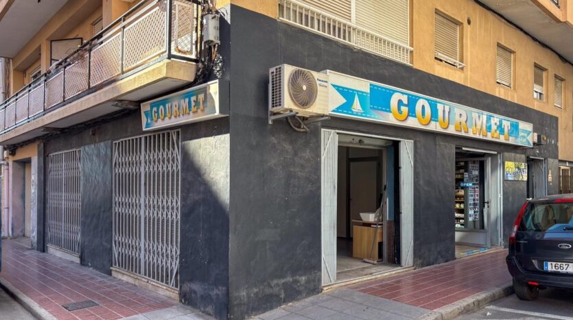 Foto 2 de la propiedad: Local comercial in Santa Pola