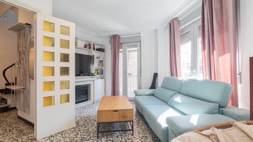 Ver todas las 20 fotos de la propiedad: DÚPLEX DE 180 M² EN EL CENTRO DE ELCHE JUNTO A FILET DE FORA | 5 DORMITORIOS, PATIO, BALCÓN Y MUCHA LUZ