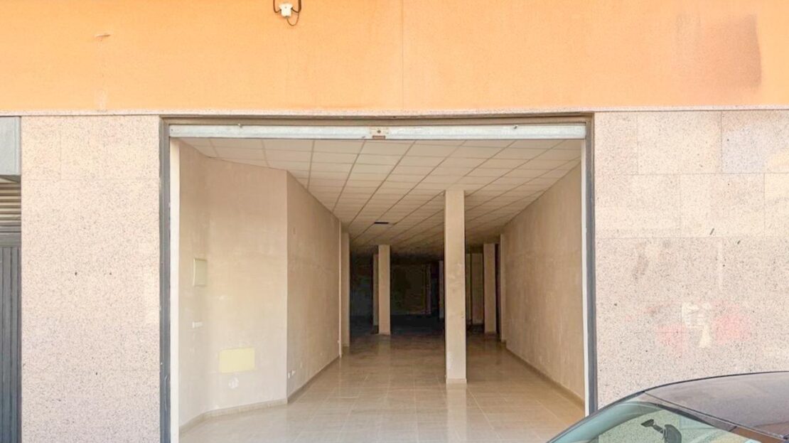 Foto 1 de la propiedad: Local comercial in Las bayas