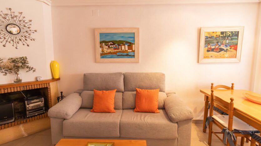 Foto 2 de la propiedad: Espectacular tríplex adosado en esquina junto a Playa del Tamarit en venta – amplitud, luz y ubicación privilegiada en Santa Pola
