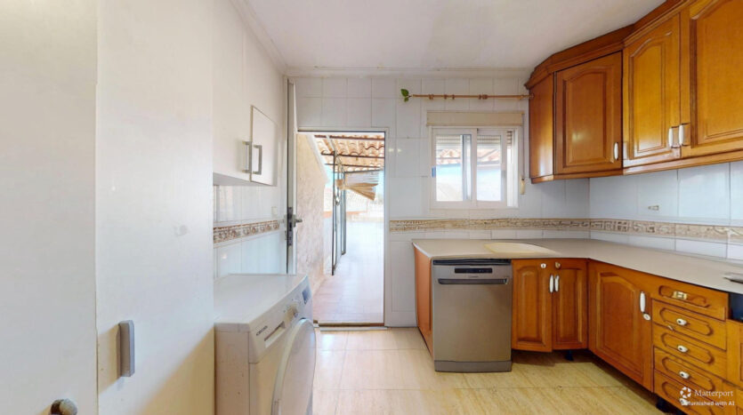 Foto 4 de la propiedad: SE VENDE CASA EN LA NUCIA CON PARCELA Y DOBLE GARAJE Y CON POSIBILIDAD DE PISCINA