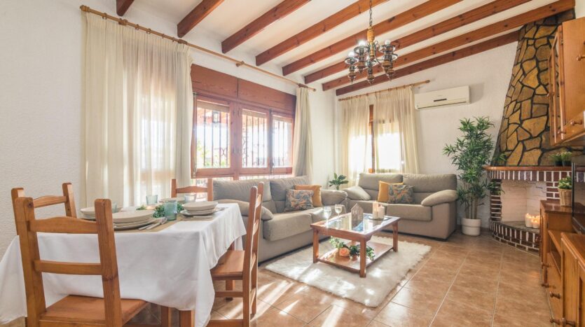 Foto 4 de la propiedad: 🏡 Tu refugio mediterráneo entre la naturaleza y la calma