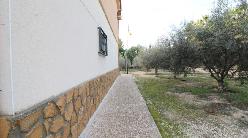 Foto 4 de la propiedad: Elche Chalet de 2 Plantas en Zona Pussol , cada planta es una vivienda totalmente independiente