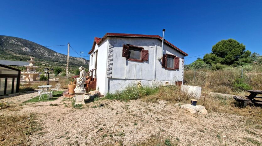 Foto 4 de la propiedad: ¡¡ VENTA DE NEGOCIO CASAS MADERA EN LA ROMANA !!