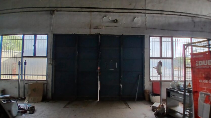 Foto 3 de la propiedad: ¡¡ NAVE CON GRAN APARCAMIENTO EN LA ALGUEÑA !!
