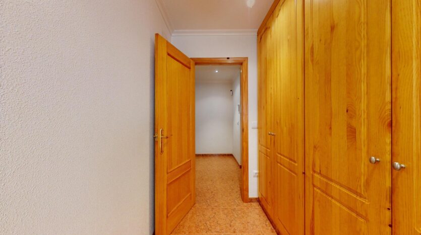 Foto 4 de la propiedad: ¡Tu nuevo hogar en San Crispín: 105 m², exterior y en perfecto estado!
