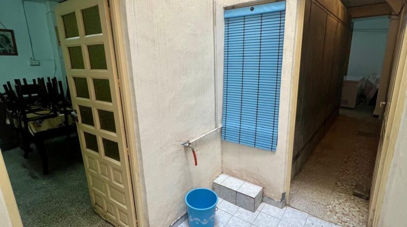 Foto 3 de la propiedad: ¡Local en El Toscar con patio, vado y posibilidad de hacer vivienda!