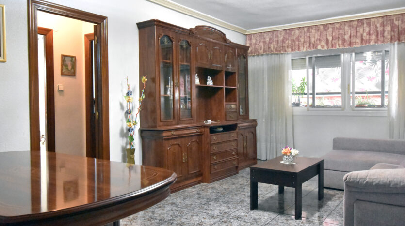 Foto 2 de la propiedad: CON PLAZA DE GARAJE INCLUIDA, VIVIENDA DE 3 DORMITORIOS EN VENTA EN ZONA EL TOSCAR, ELCHE